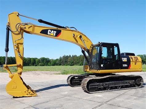 cat 323d skid steer|cat cat 323d3.